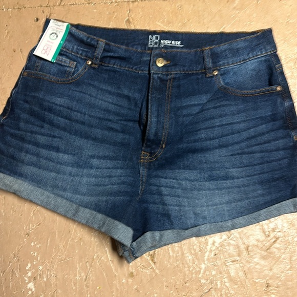 NWT NOBO JEAN SHORTS 17 - Picture 2 of 4
